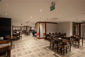 Nova Plaza Crystal Hotel 4*