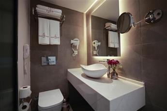 Nova Plaza Orion Hotel 4*