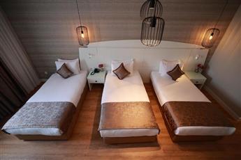 Nova Plaza Orion Hotel 4*