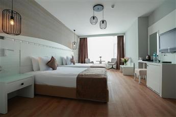 Nova Plaza Orion Hotel 4*