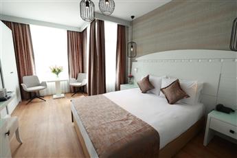 Nova Plaza Orion Hotel 4*