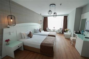 Nova Plaza Orion Hotel 4*
