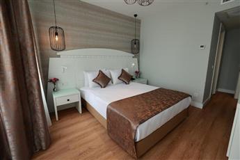 Nova Plaza Orion Hotel 4*