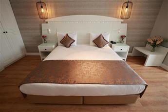 Nova Plaza Orion Hotel 4*