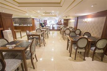 Nova Plaza Park Hotel 4*