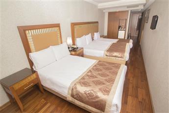 Nova Plaza Park Hotel 4*