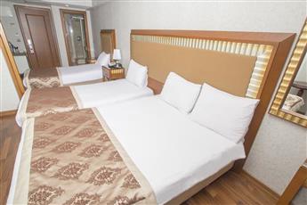 Nova Plaza Park Hotel 4*
