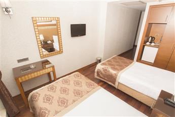 Nova Plaza Park Hotel 4*