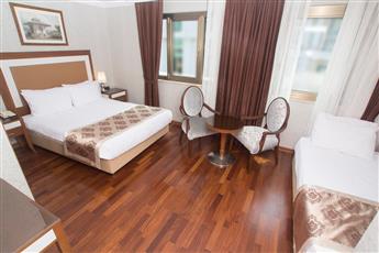 Nova Plaza Park Hotel 4*