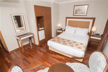 Nova Plaza Park Hotel 4*