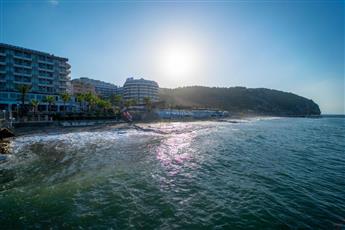 NoxInn Deluxe Hotel 5*