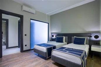 NoxInn Deluxe Hotel
