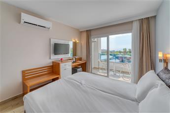 Numa Konaktepe Hotel 4*