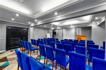 Numa Port Hotel