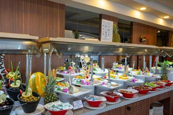 Numa Port Hotel