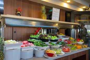 Numa Port Hotel