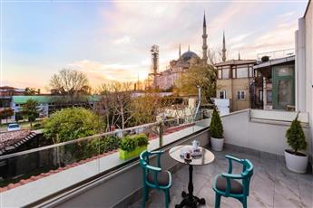 Obelisk Hotel & Suites 4*