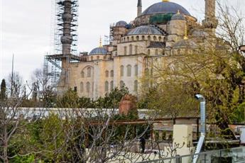 Obelisk Hotel & Suites 4*