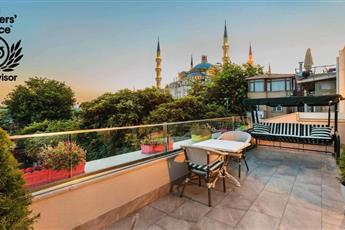 Obelisk Hotel & Suites 4*