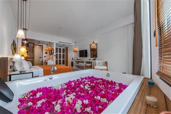 Oludeniz Blu Luxury Unique Hotel - Adults Only 16+