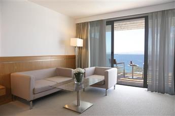 Onlive Hotel