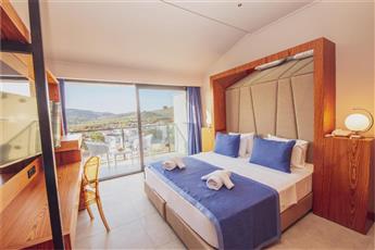 Orka World Hotel & Aquapark 4*