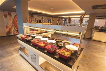 Orka World Hotel & Aquapark 4*