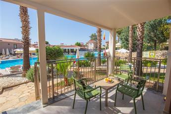 Orka World Hotel & Aquapark 4*