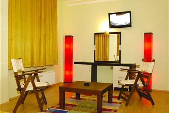 Oscar Hotel