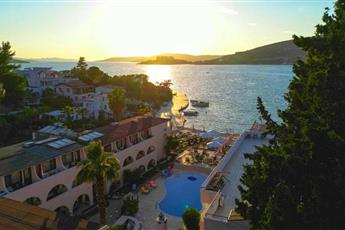 Oscar Seaside Hotel & SPA 4*