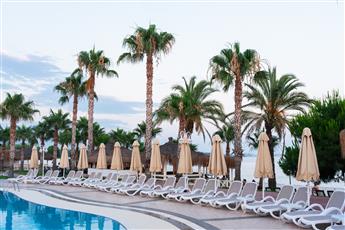 Oz Hotels Incekum Beach Resort 5*