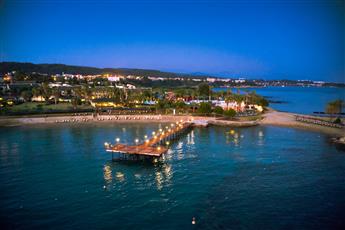 Oz Hotels Incekum Beach Resort 5*