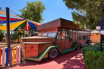 Oz Hotels Incekum Beach Resort 5*