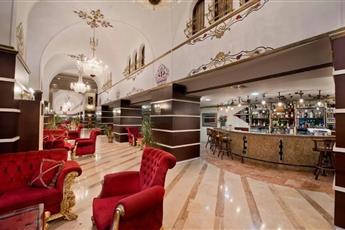 Oz Hotels Incekum Beach Resort 5*