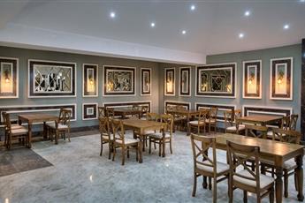 Oz Hotels Incekum Beach Resort 5*