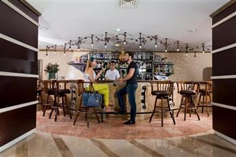 Oz Hotels Incekum Beach Resort 5*