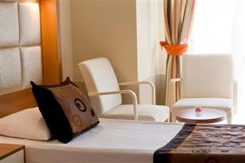 Oz Hotels Incekum Beach Resort 5*