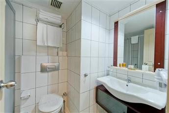 Oz Hotels Incekum Beach Resort 5*