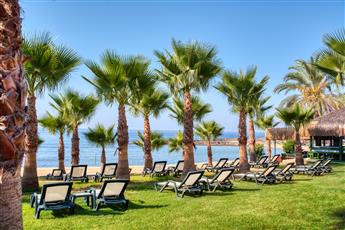 Oz Hotels Incekum Beach Resort