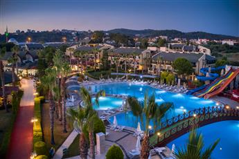 Oz Hotels Incekum Beach Resort