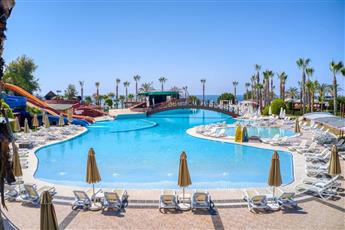 Oz Hotels Incekum Beach Resort