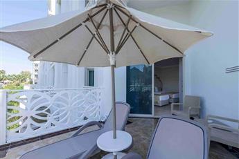 Oz Hotels Side Premium