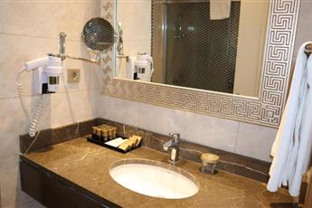 Oz Hotels Side Premium