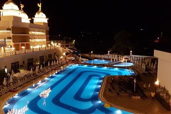 Oz Hotels Sui Resort