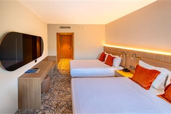 Ozkaymak Marina Hotel