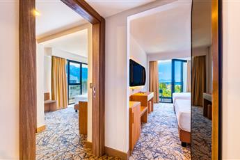 Ozkaymak Marina Hotel