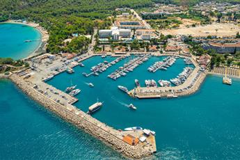 Ozkaymak Marina Hotel
