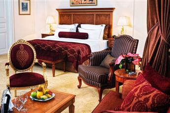 Palazzo Donizetti Hotel 4*