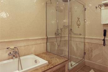 Palazzo Donizetti Hotel 4*