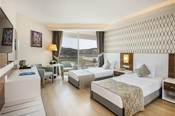 Palm Wings Ephesus Beach Resort 5*